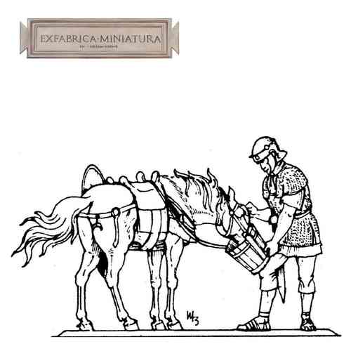 Römischer Kavallerist, abgesessen, Pferd tränkend